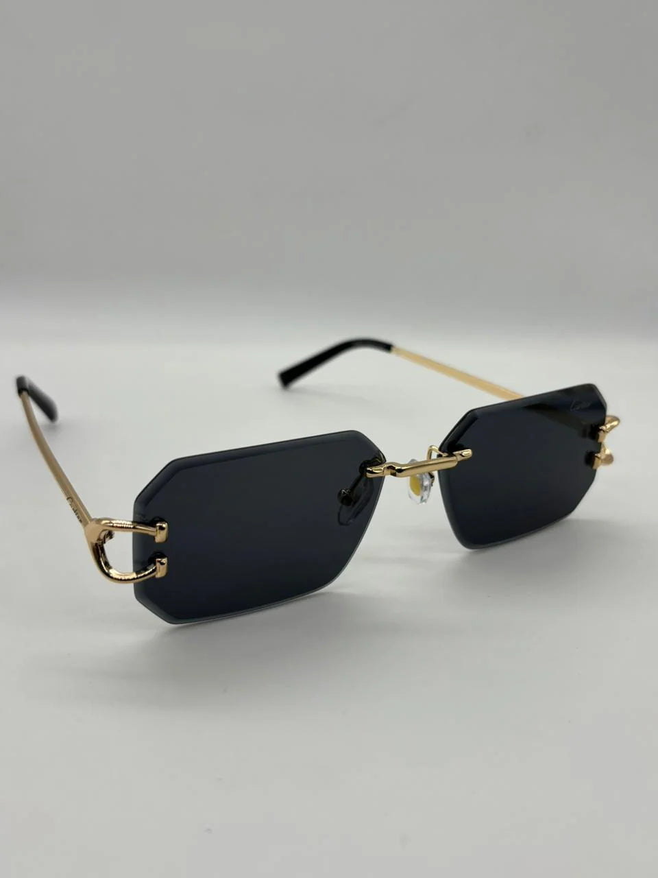 Cartier classique C